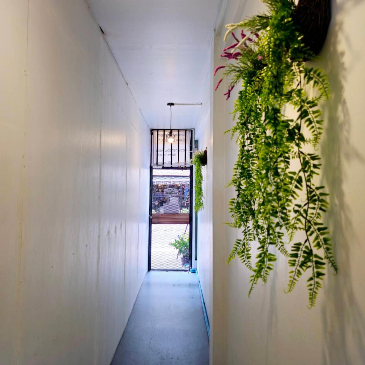 Kaneang Apartment-กันเองอพาร์ทเมนท์ Praia de Jomtien Exterior foto
